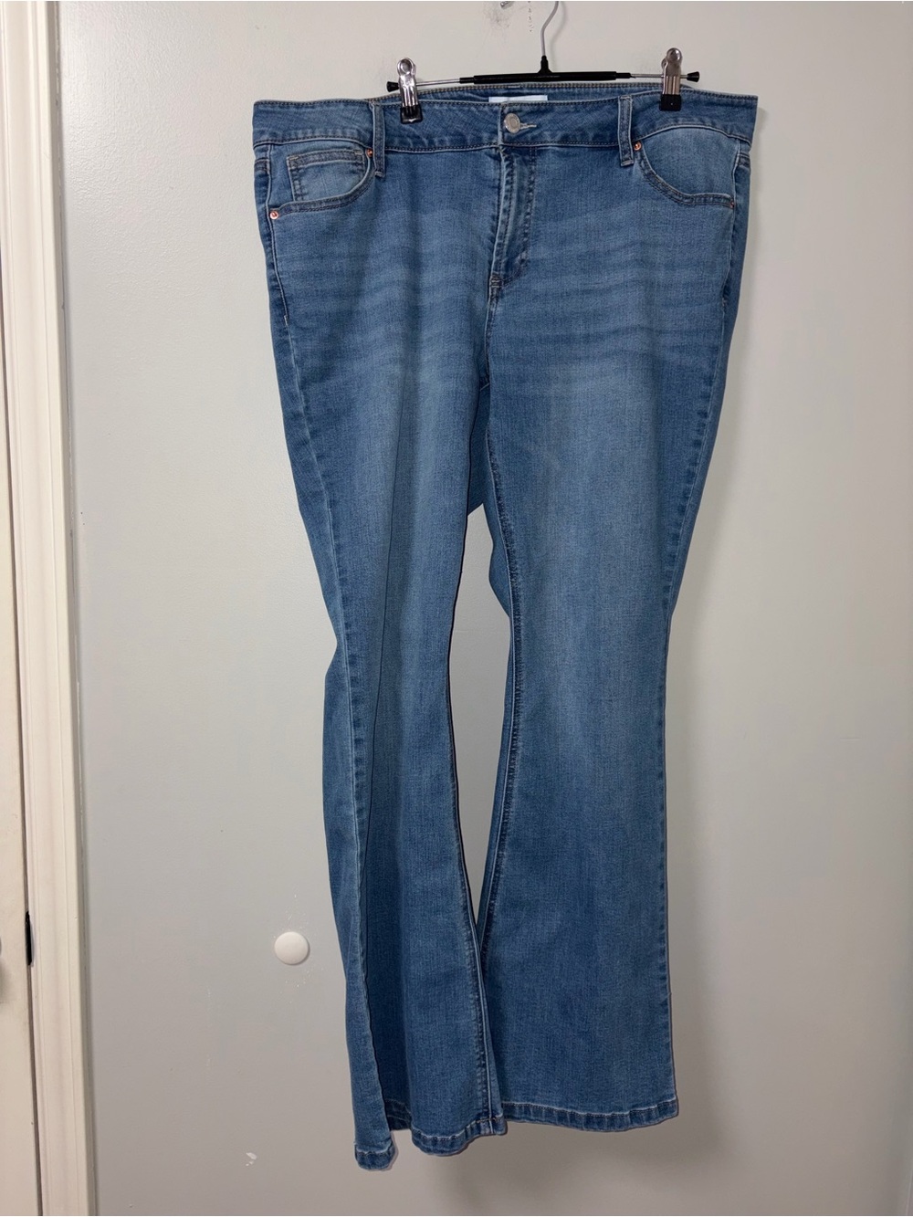 Vanilla Star Light Wash Bootcut Jeans Women’s 18W